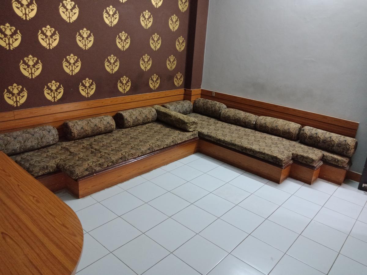 Hotel Sahara Palace Bhuj Bagian luar foto